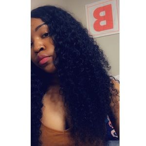 HEY GUYS I’M BRIA !